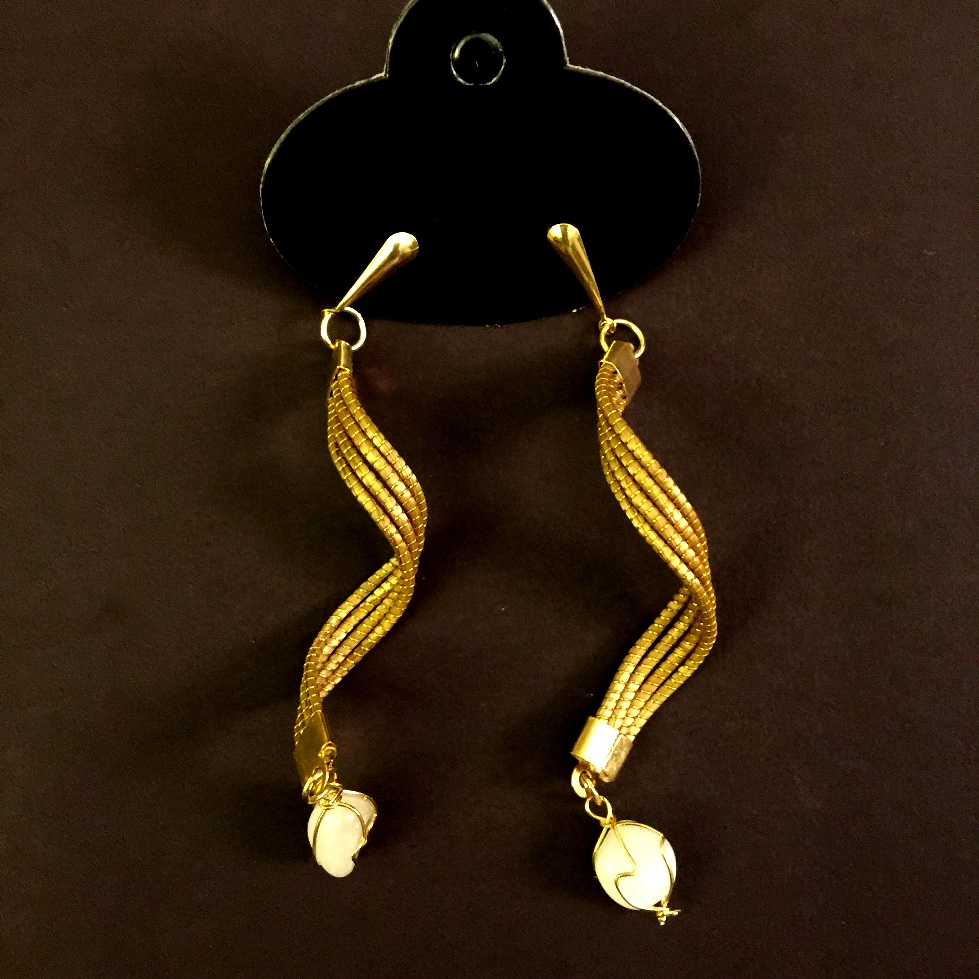 Earrings - Twisted with stone (CDJ)