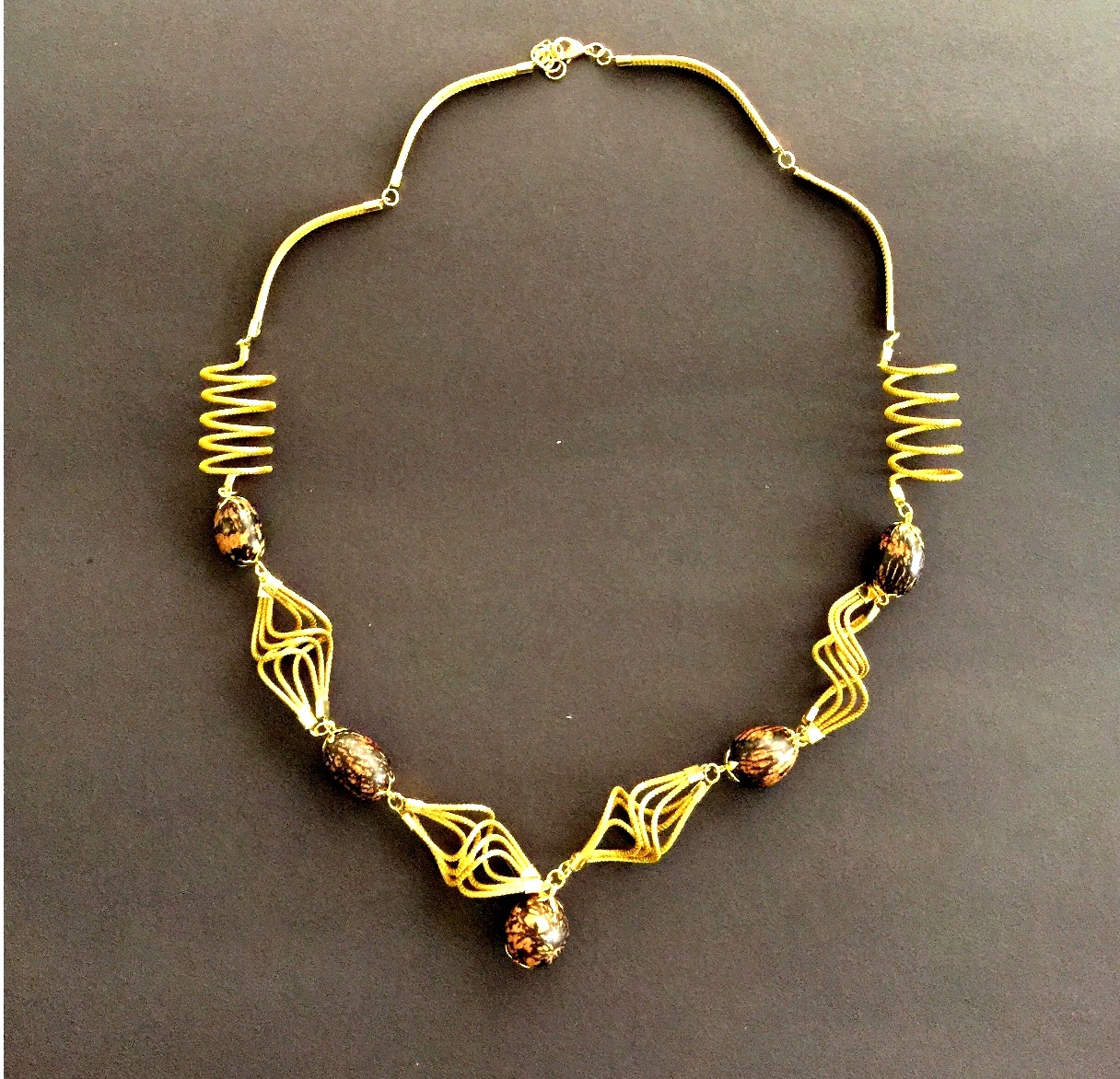 Necklace - Waves (CDJ)